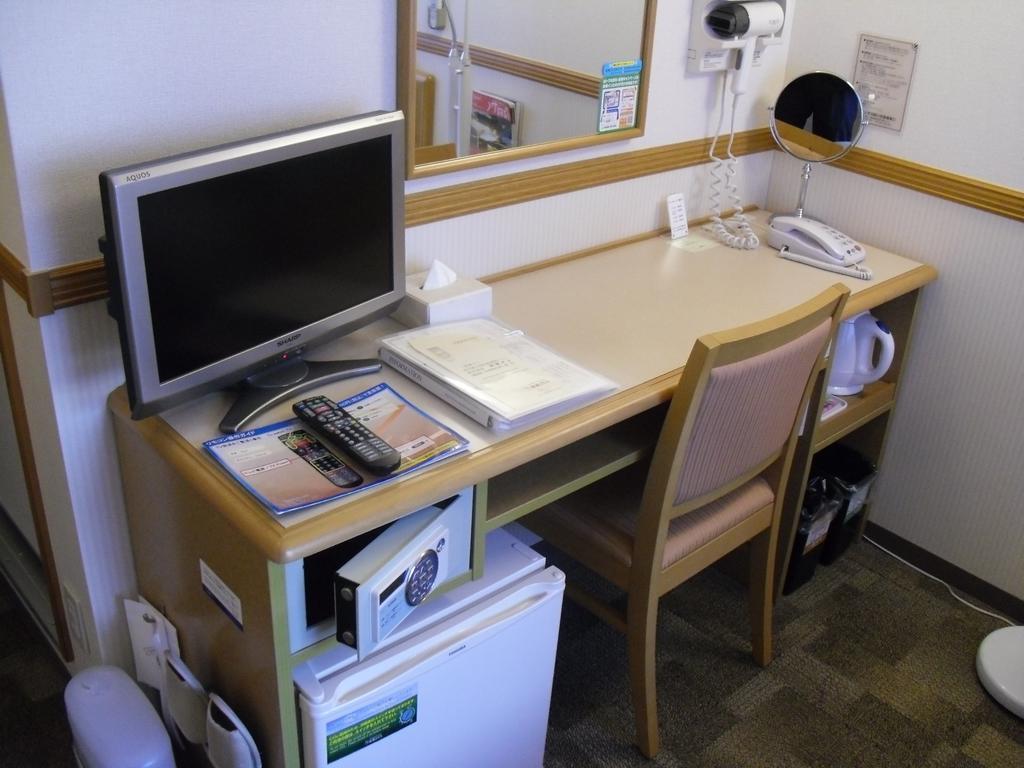 Route-inn Ekimae 3*